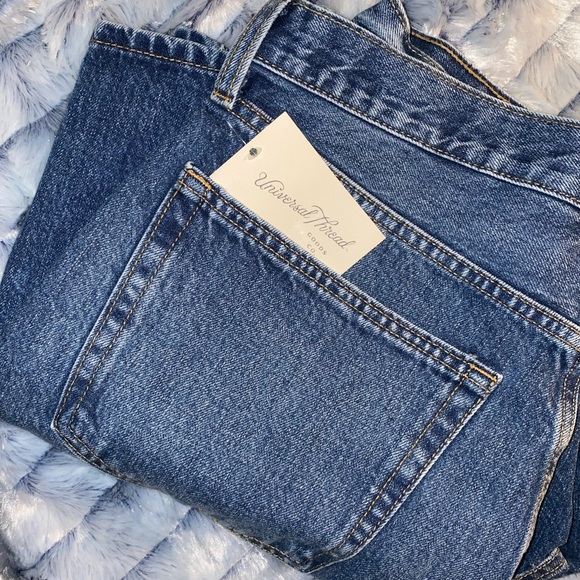 Universal Thread Pants - Universal Thread 90s Baggy Bermuda in Deep Blue